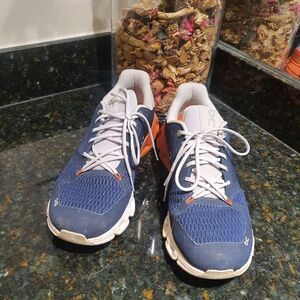 On Cloudflyer Running Shoe Men’s Size 9
